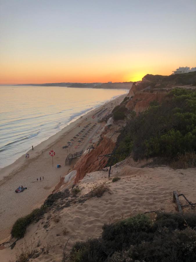 Algarve Albufeira, Quiet Apart With Pool At 10 Mn Walk From Praia Da Falesia Оллюш-де-Аґуа Екстер'єр фото