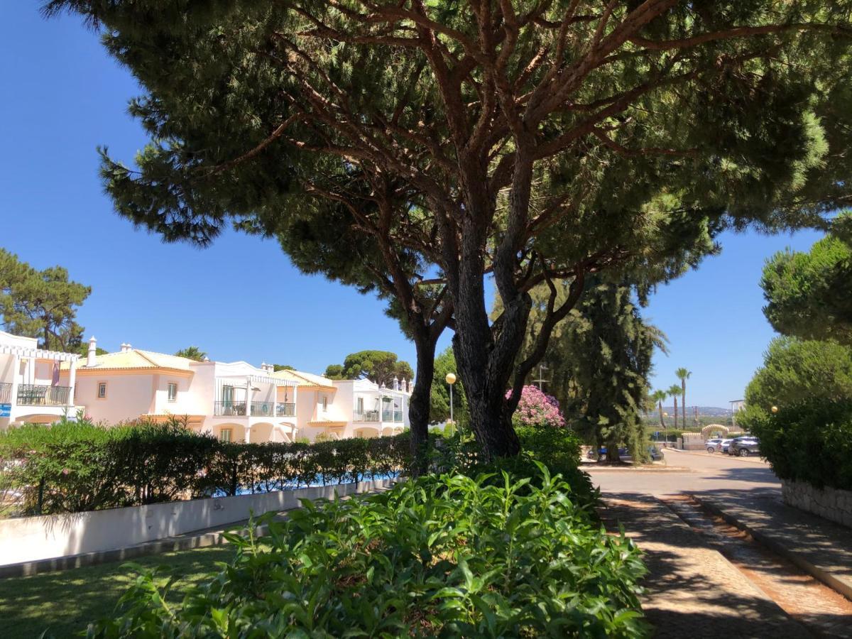 Algarve Albufeira, Quiet Apart With Pool At 10 Mn Walk From Praia Da Falesia Оллюш-де-Аґуа Екстер'єр фото